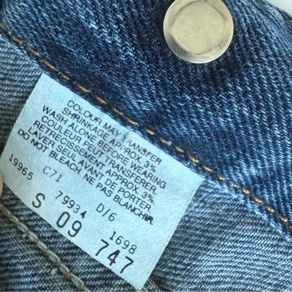 Silver Tab Levi’s Vintage Denim Vest - Picture 6 of 6